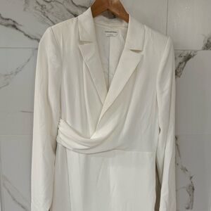 Elegant White Long Sleeve Dress